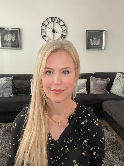 Sanna Wakefield - Professional Psychologist & Clinical Hypnotherapist